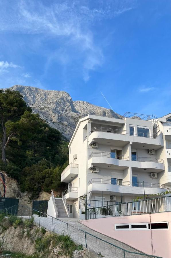 Apartments Coric Baska Voda Exterior photo